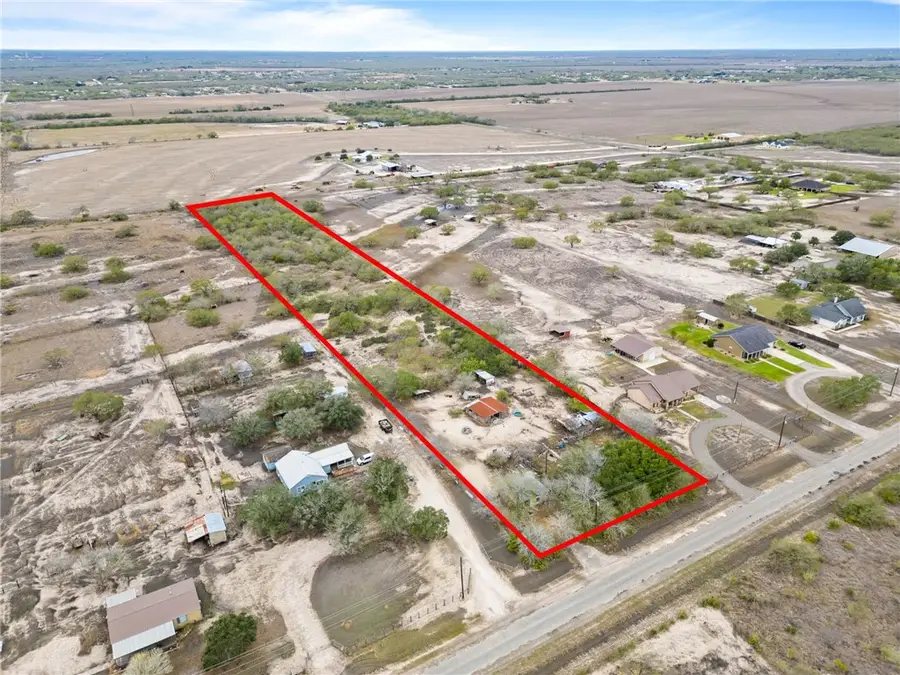 697 S County Road 305, Orange Grove, TX 78372 - Image #2