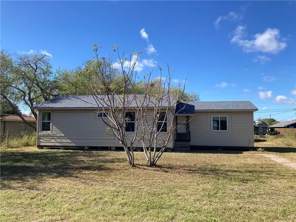 2481 Avenue E, Ingleside, TX 78362