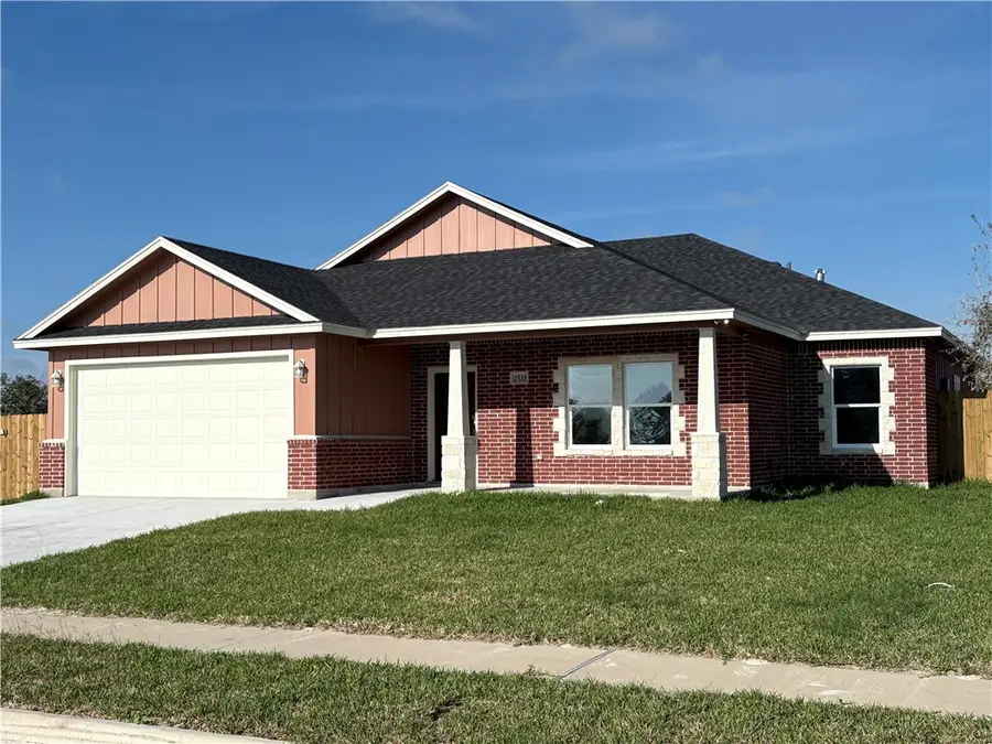 2533 Hewlett Drive, Ingleside, TX 78362 - Image #2