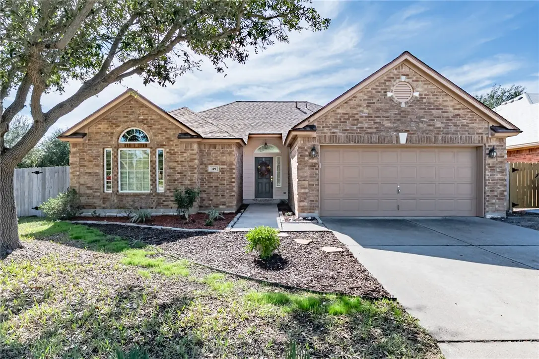 119 Georgian Oaks, Rockport, TX 78382 - Image #1