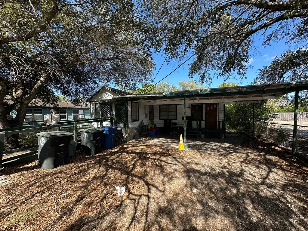 2824 Morris Street, Corpus Christi, TX 78405 - Image #1