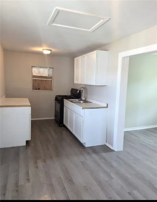 121 Blevins Street, Corpus Christi, TX 78415 - Image #2