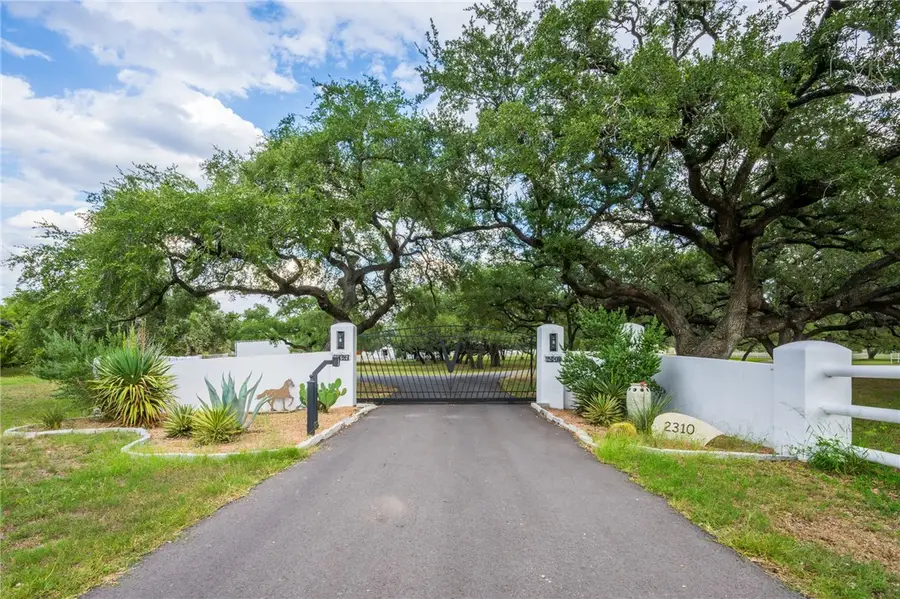 2310 E Hwy 97, Pleasanton, TX 78064 - Image #2