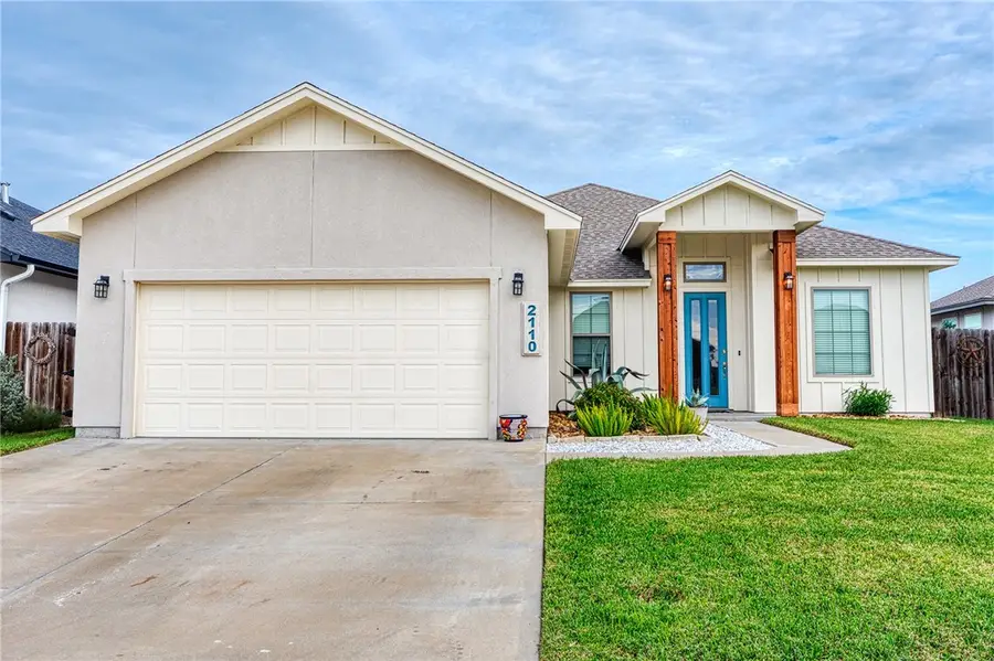 2110 Oak Creek Cove, Corpus Christi, TX 78418 - Image #2