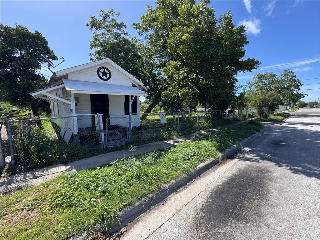 510 Josephine Street, Corpus Christi, TX 78401 - Image #1