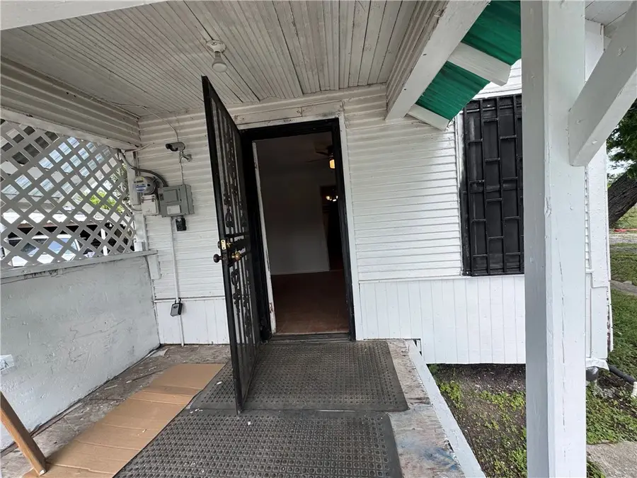 510 Josephine Street, Corpus Christi, TX 78401 - Image #2