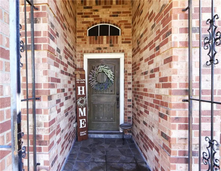 2937 Waldron, Corpus Christi, TX 78418 - Image #3