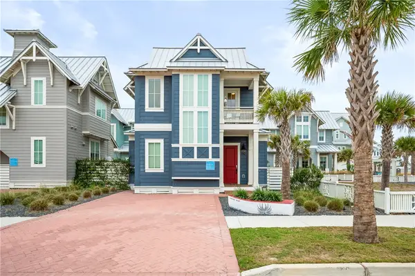 132 Sweet Bay Street, Port Aransas, TX 78373