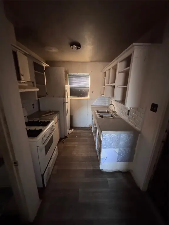 1733 Kern Drive, Corpus Christi, TX 78412 - Image #3