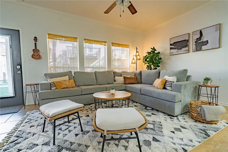 14878 Granada Drive #403, Corpus Christi, TX 78418 - Image #3