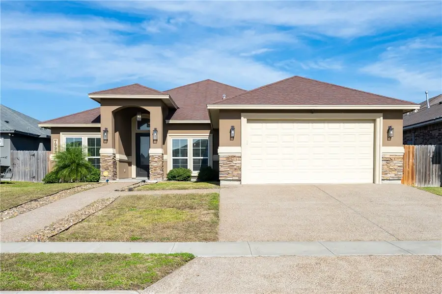 7922 Superman Drive, Corpus Christi, TX 78414 - Image #2