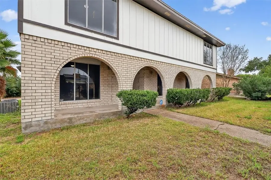4621 Greensboro Drive, Corpus Christi, TX 78413 - Image #2