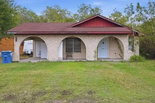 2542 Avenue F, Ingleside, TX 78362 - Image #1
