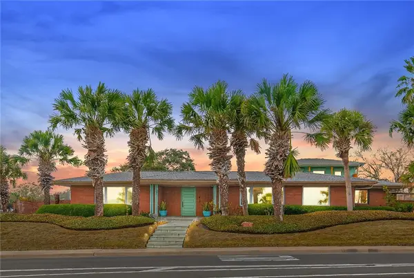 2011 Ocean Drive, Corpus Christi, TX 78404