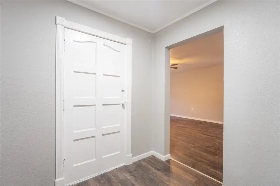 1424 Annapolis Drive, Corpus Christi, TX 78415 - Image #2