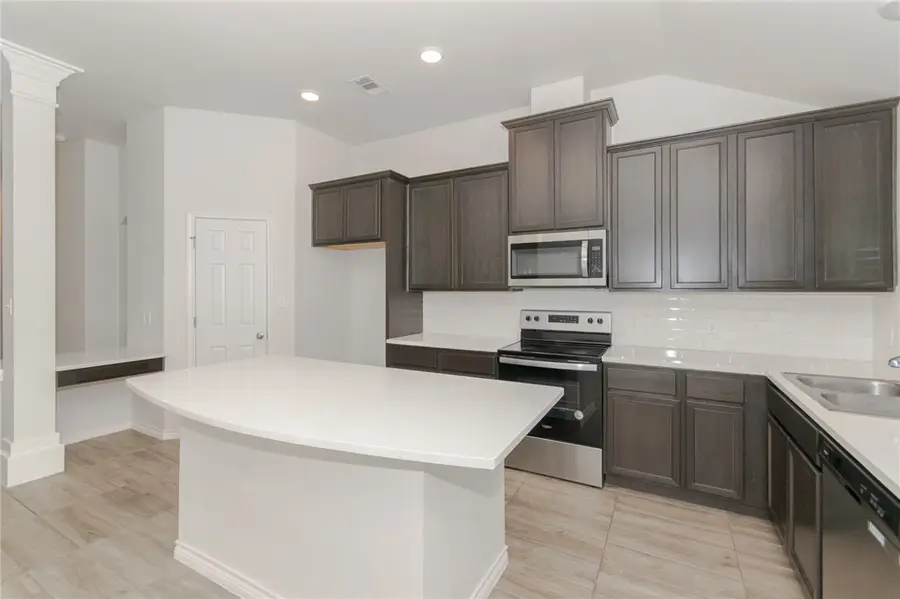 1289 Thames Chase Drive, Corpus Christi, TX 78415 - Image #3