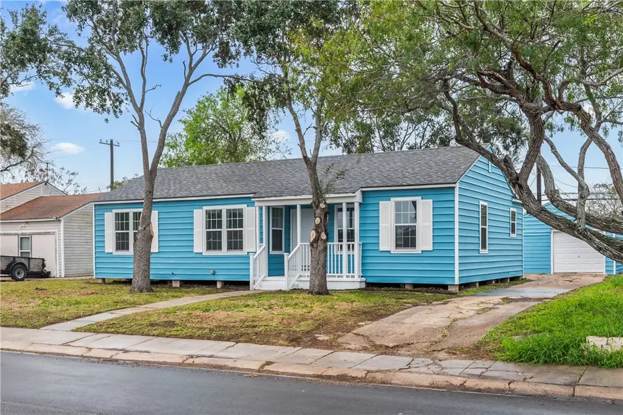 1113 Annapolis Drive, Corpus Christi, TX 78404 - Image #2