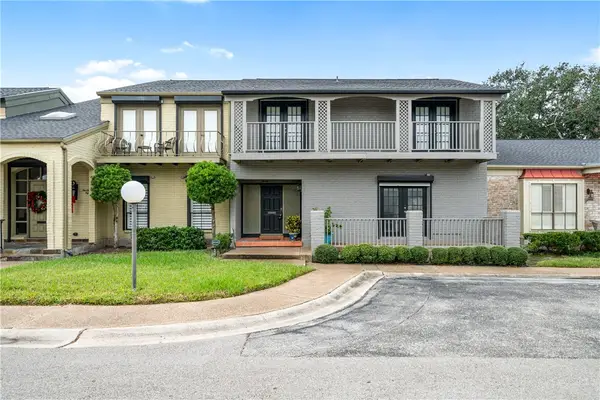 29 Lake Shore, Corpus Christi, TX 78413