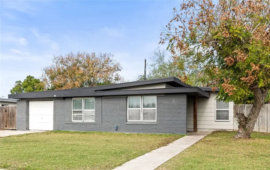 3918 Lincoln Street, Corpus Christi, TX 78415 - Image #2