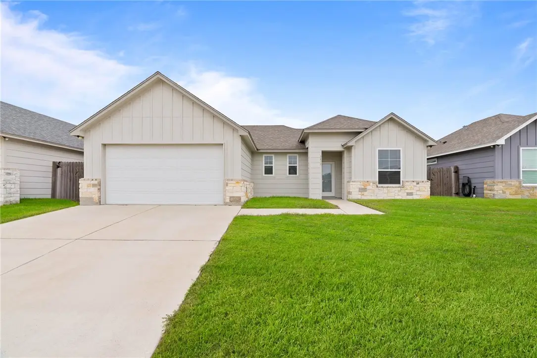 3417 Pineda Street, Corpus Christi, TX 78414 - Image #1