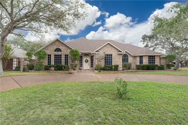 5922 Woodmere Drive, Corpus Christi, TX 78414