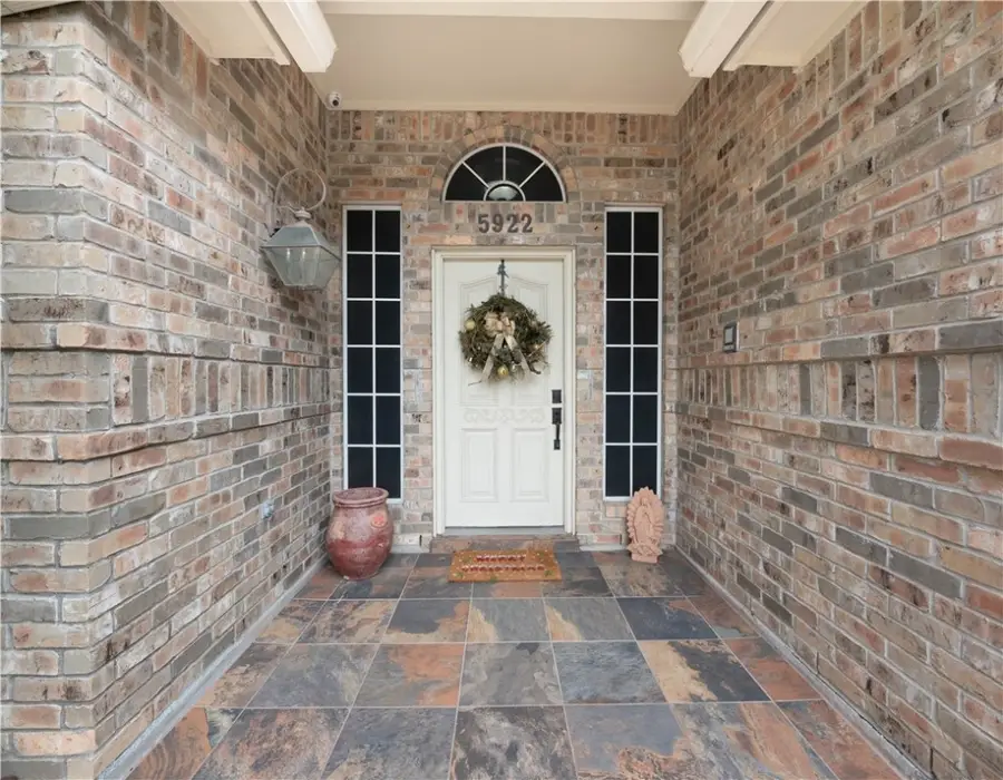 5922 Woodmere Drive, Corpus Christi, TX 78414 - Image #3