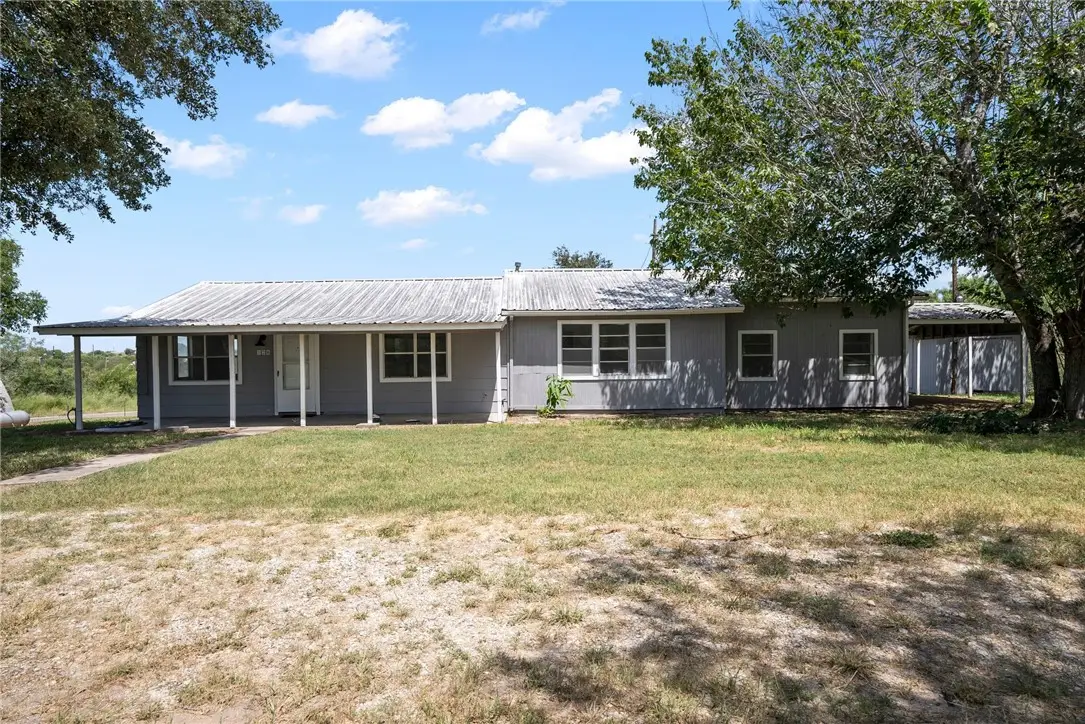 128 Live Oak Ln, Sandia, TX 78383 - Image #1