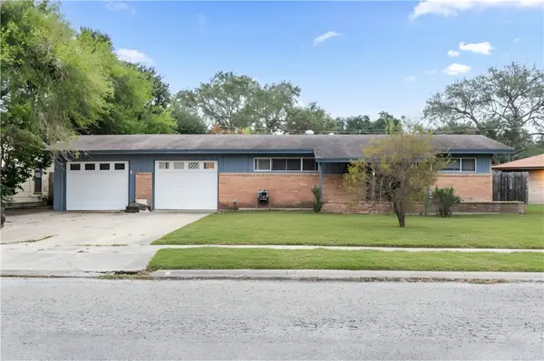 4402 Dolphin Place, Corpus Christi, TX 78411