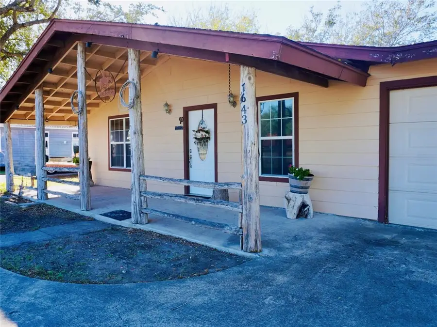 7643 County Road 2415, Sinton, TX 78387 - Image #3