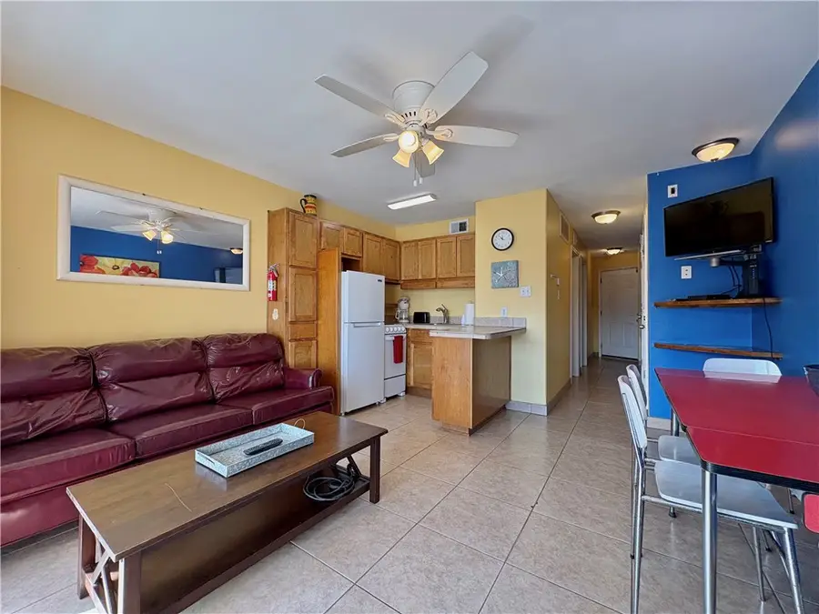 3938 Surfside Boulevard #2238, Corpus Christi, TX 78402 - Image #2