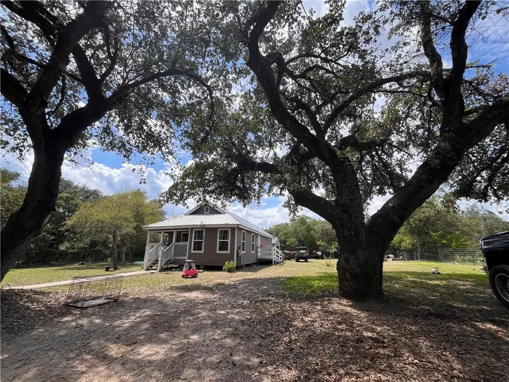 595 Kelley, Refugio, TX 78377 - Image #1