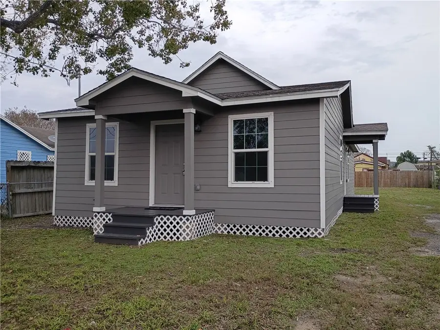 1652 16th Street, Corpus Christi, TX 78404 - Image #2