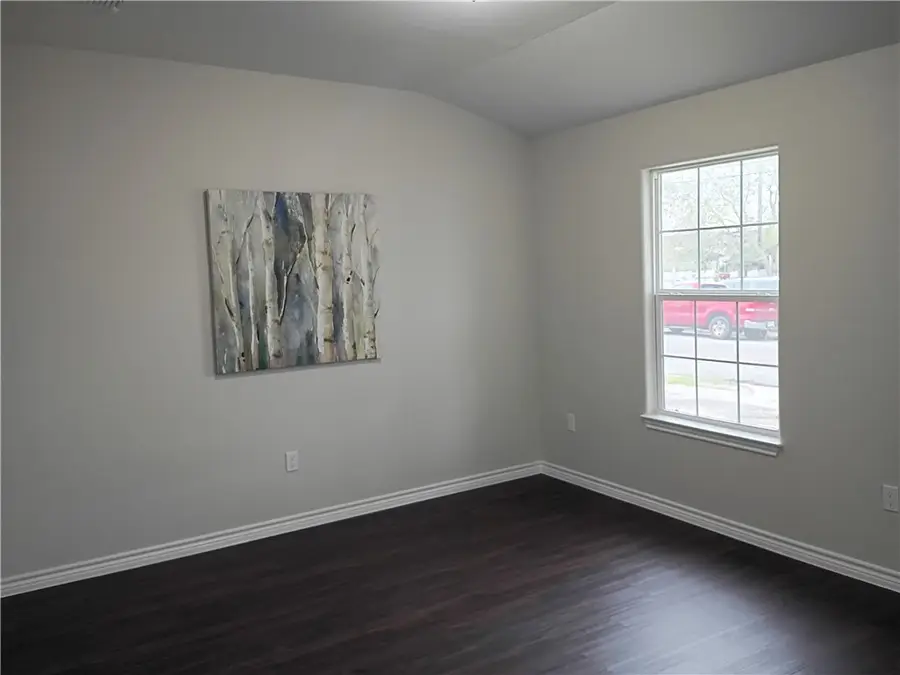 1652 16th Street, Corpus Christi, TX 78404 - Image #3