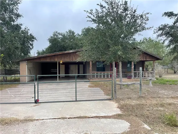 604 W Holland Street, Falfurrias, TX 78355