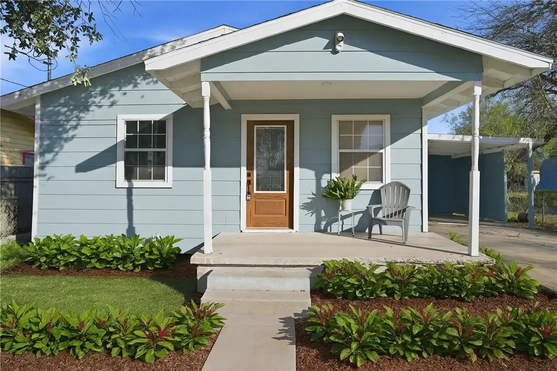 109 Dewey Avenue, Alice, TX 78332 - Image #1