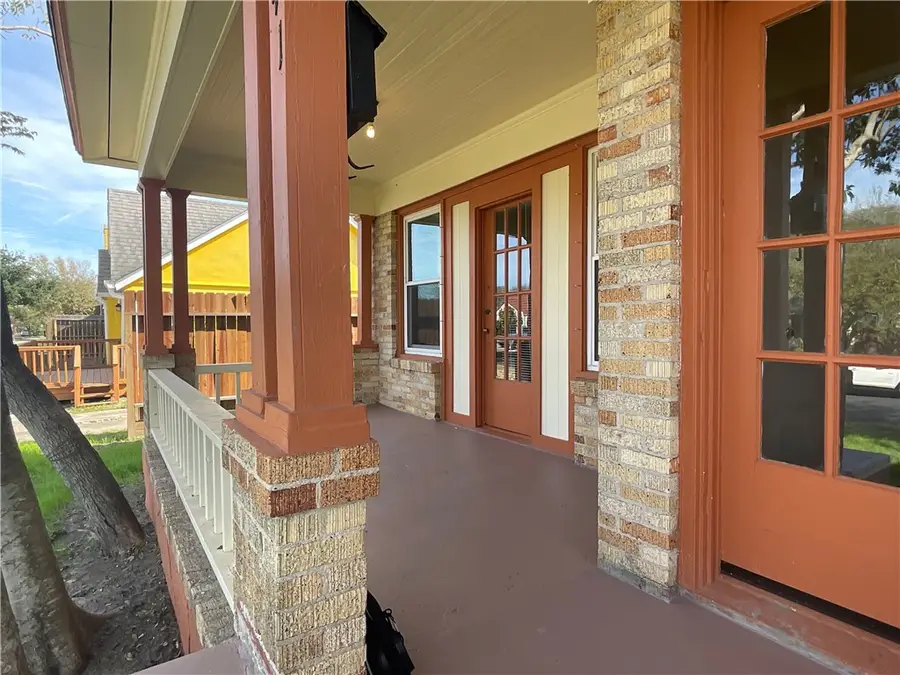 641 Naples Street, Corpus Christi, TX 78404 - Image #3