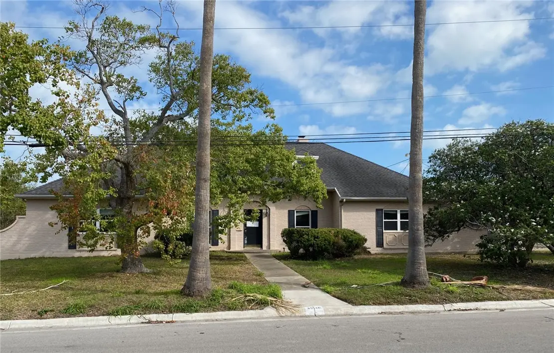 3546 Denver Avenue, Corpus Christi, TX 78411 - Image #1