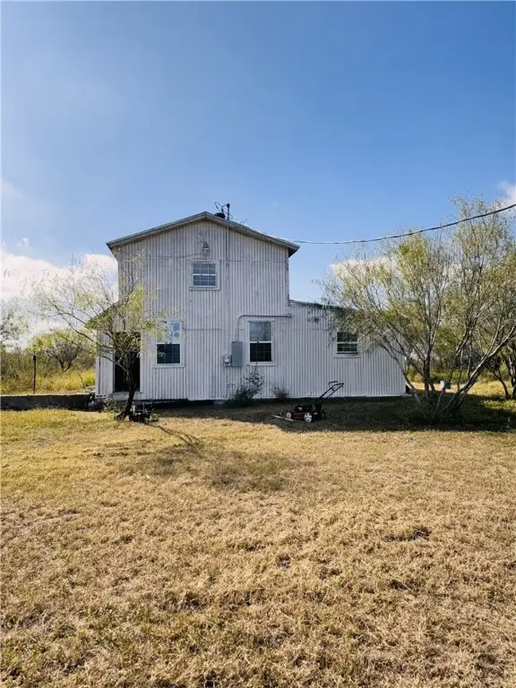 7011 County Road 12, Bishop, TX 78343 - Image #1