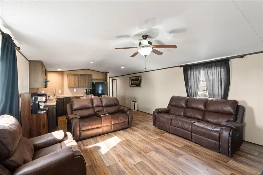 4533 E Granado Drive, Robstown, TX 78380 - Image #3