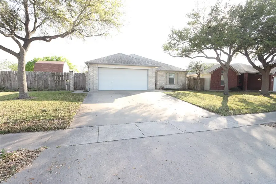 901 Strom, Corpus Christi, TX 78418 - Image #2