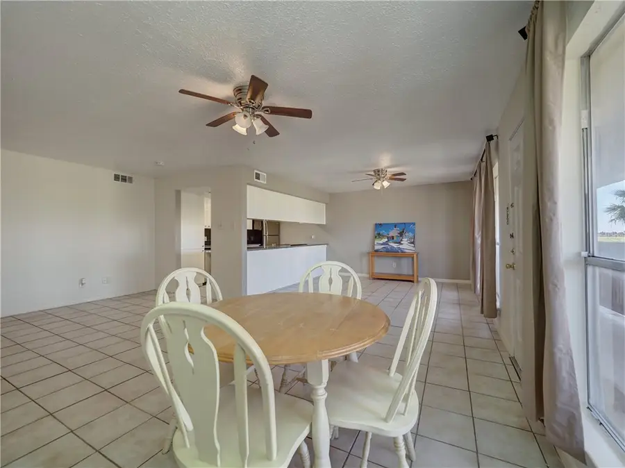14801 Compass Street #a-9, Corpus Christi, TX 78418 - Image #2