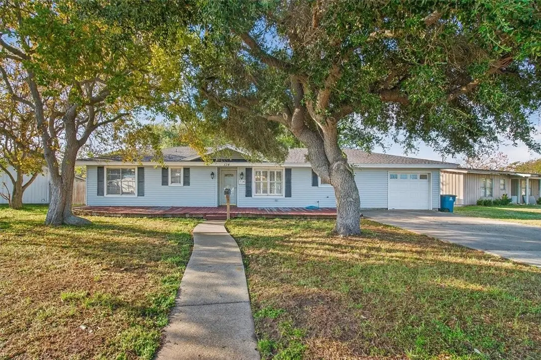 114 Maple Drive, Portland, TX 78374 - Image #1