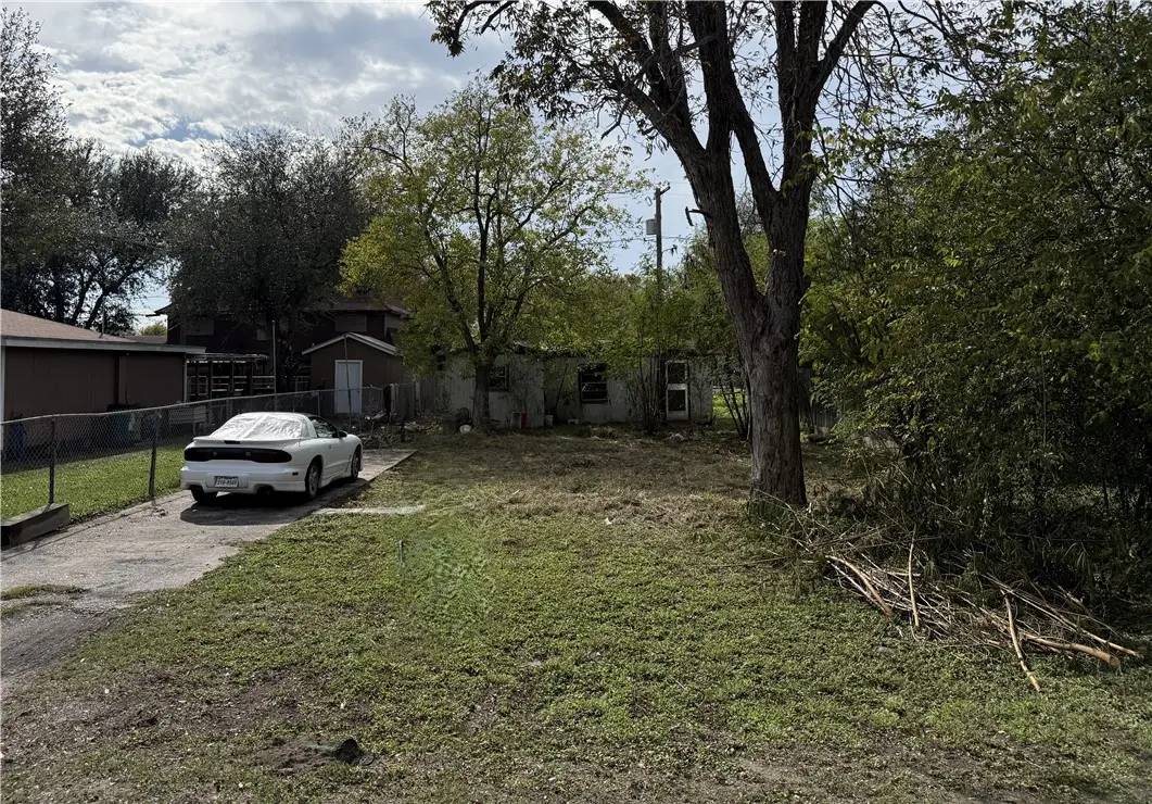 205 Kline Street, Gregory, TX 78359 - Image #1