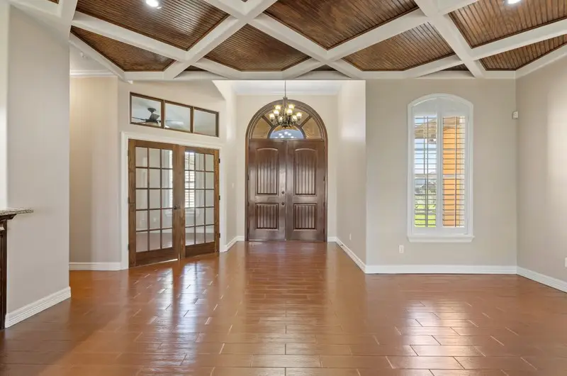 2381 Santa Maria Ln, Corpus Christi, TX 78415 - Image #3