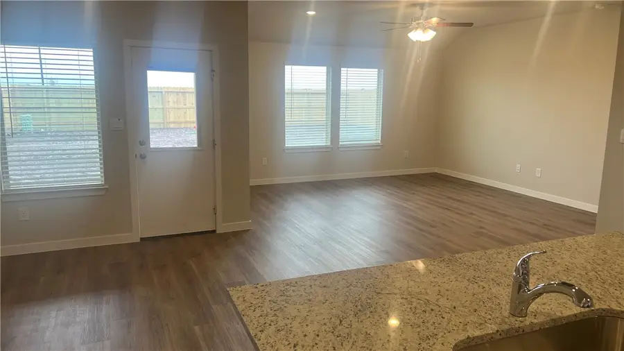 9521 Danish Oak Drive, Corpus Christi, TX 78410 - Image #3