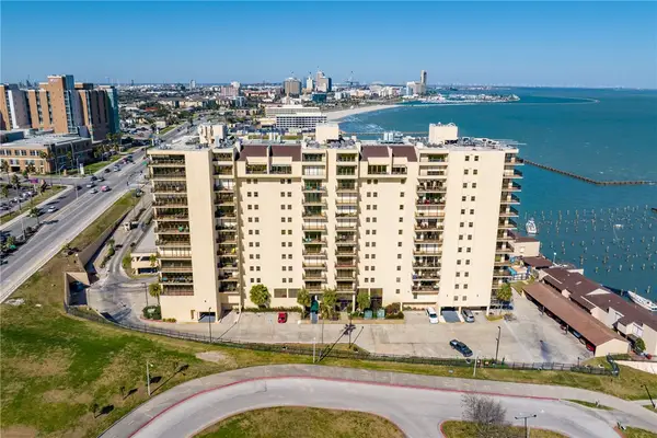 1400 Ocean Drive #1104A, Corpus Christi, TX 78404