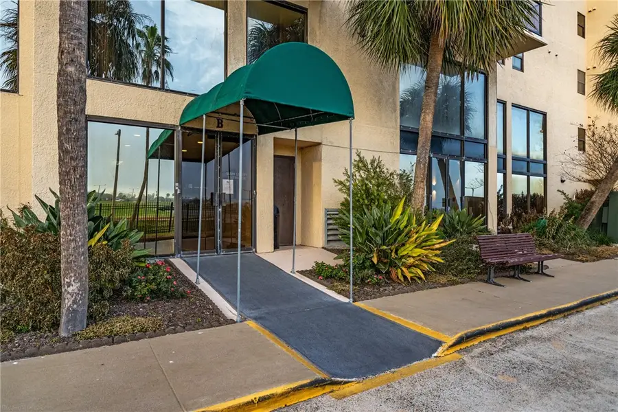 1400 Ocean Drive #1104A, Corpus Christi, TX 78404 - Image #3