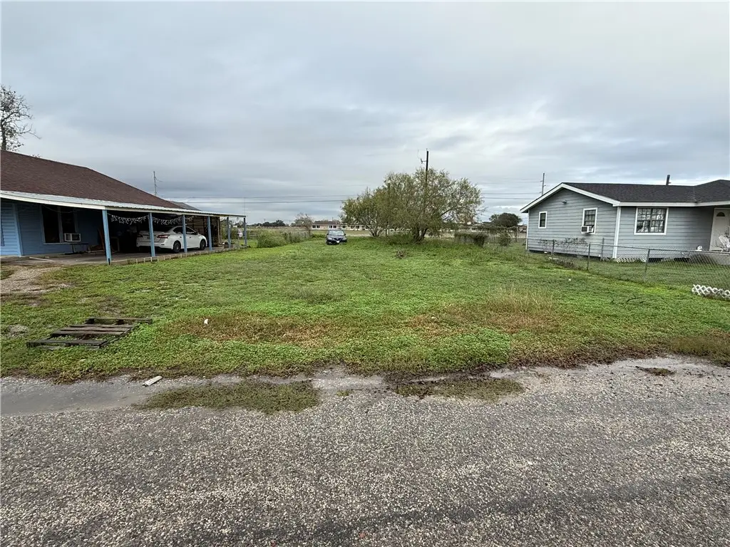 821 Benavides Street, Robstown, TX 78380 - Image #1