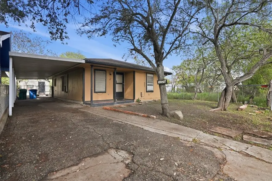 3029 Elgin Street, Corpus Christi, TX 78405 - Image #2