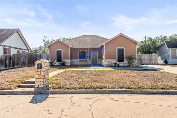 219 E Warren Avenue, Kingsville, TX 78363